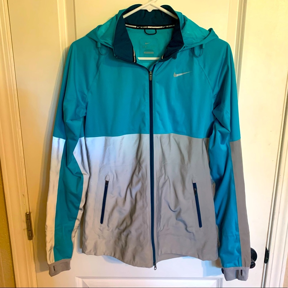 RARE Nike Running Dri-Fit Full Zip Reflective Jacket with hood
